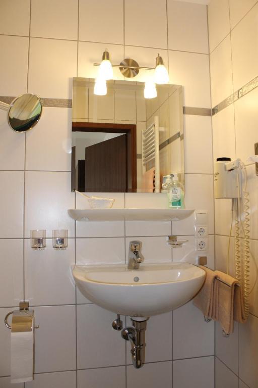 Hotel Pohl Kinheim ห้อง รูปภาพ