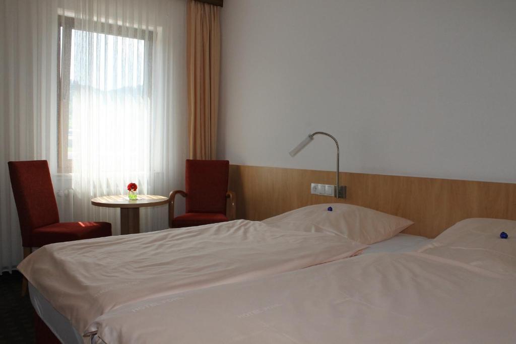Hotel Pohl Kinheim ห้อง รูปภาพ